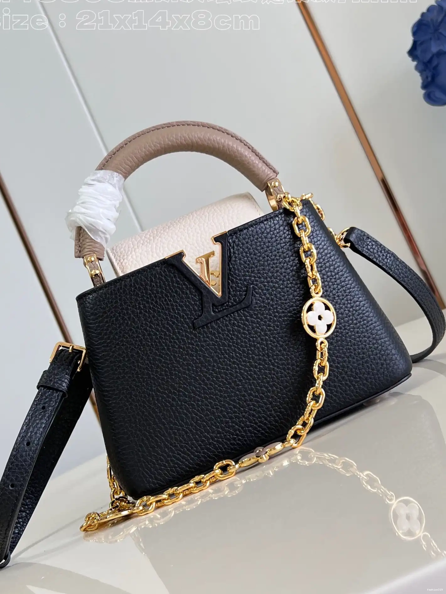 LOUIS CAPUCINES VUITTON MINI-21*14*8CM 0419